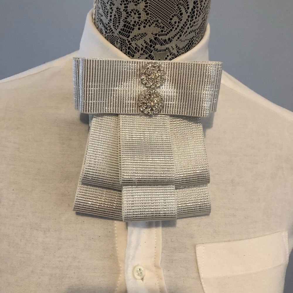 Women’s Silver Ribbon Tie with Flower Brooch